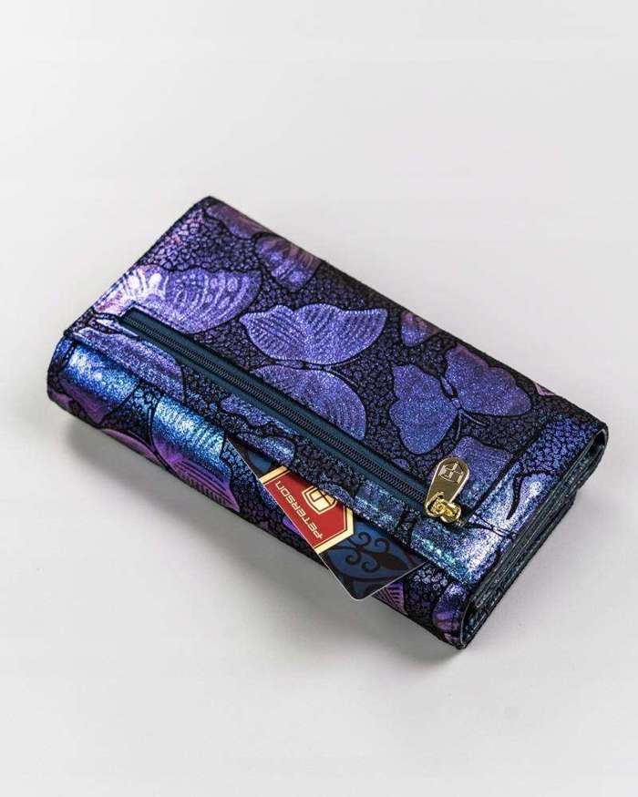 Duży, skórzany portfel damski w orientacji poziomej — Peterson