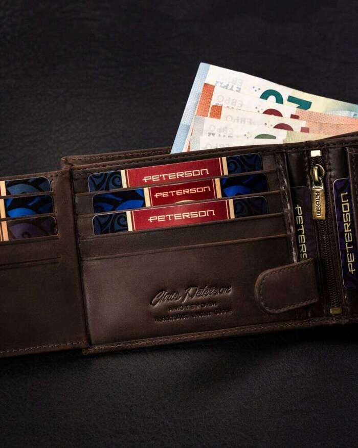 Duży, skórzany portfel męski z ozdobnym tłoczeniem - Peterson