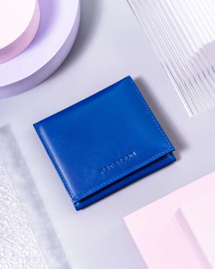 Mały, skórzany portfel damski na karty z systemem RFID Protect — Peterson