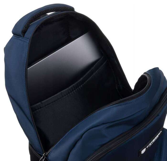Pojemny, poliestrowy plecak męski z miejscem na laptopa Peterson