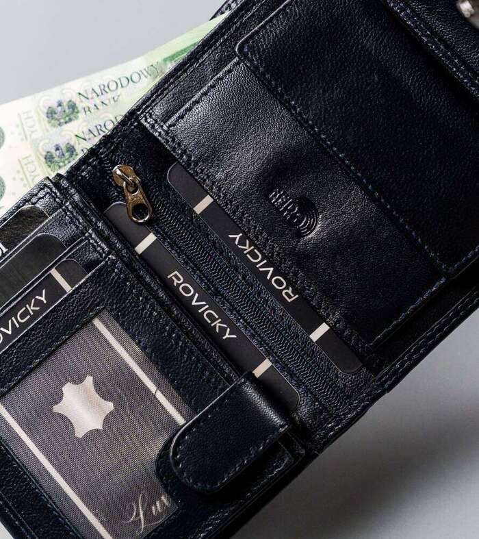 Średni, skórzany portfel damski na zatrzask 4U Cavaldi