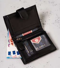 Skórzany portfel na karty z systemem RFID Protect — Peterson